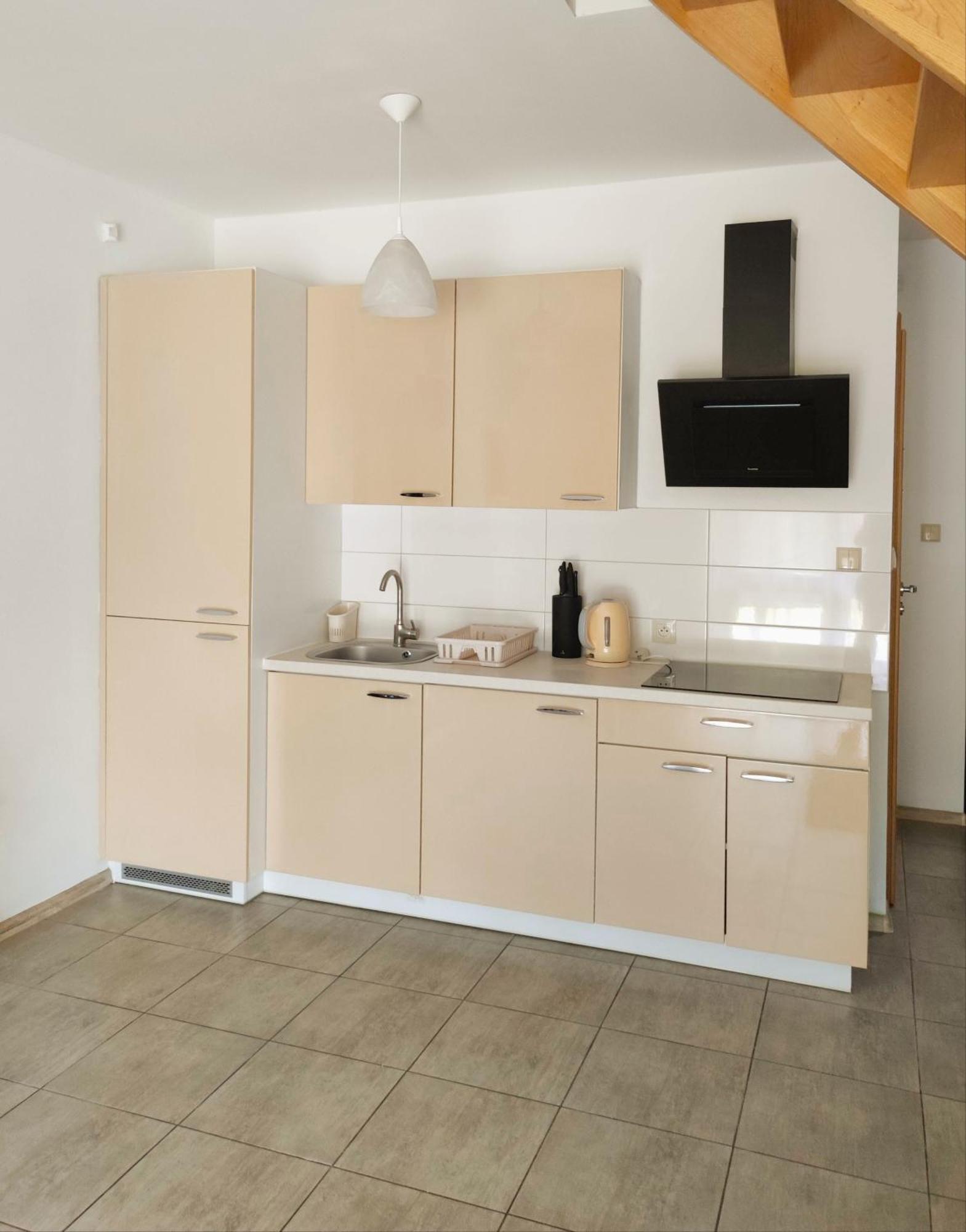 Apartamenty Adrenja 로비 외부 사진